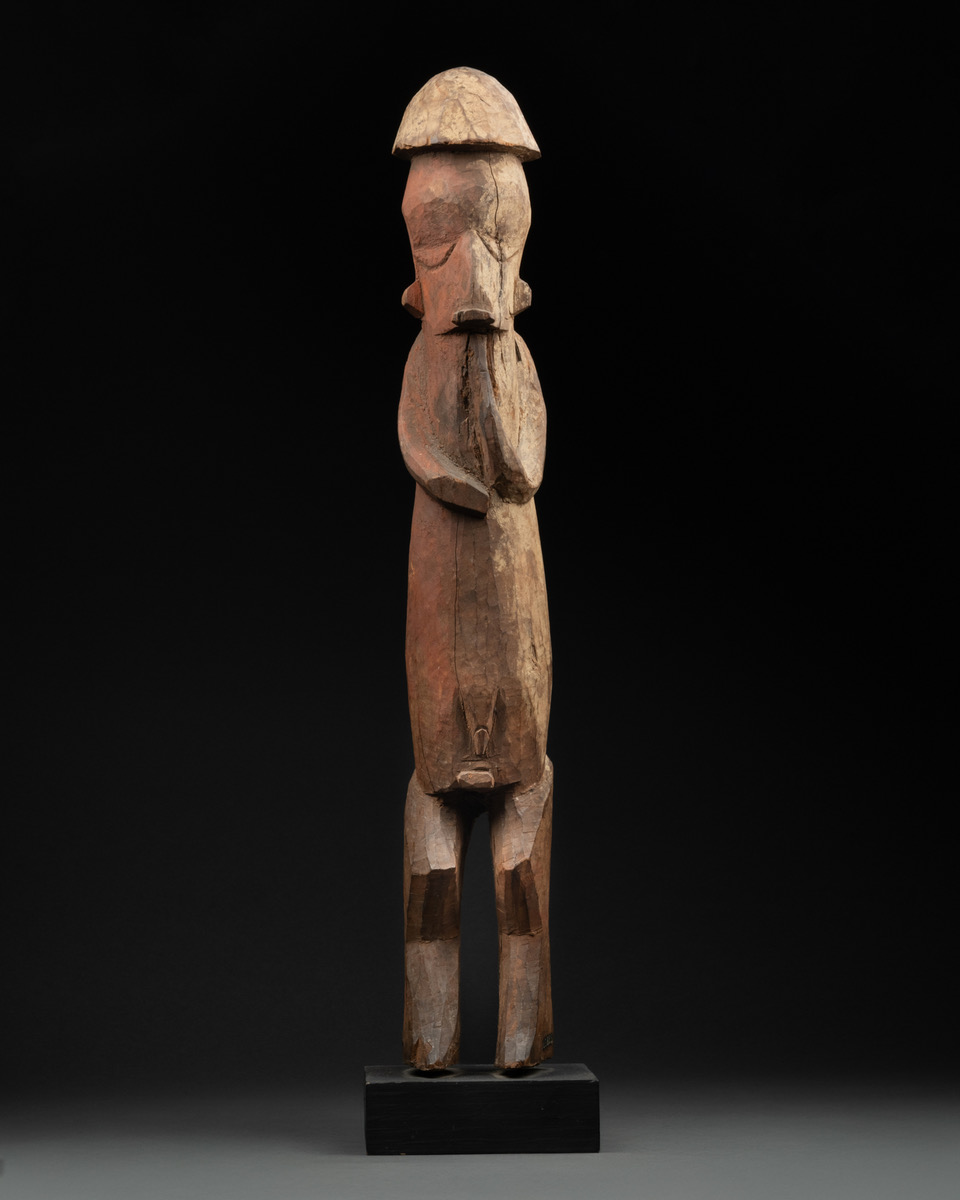 A Fine Abstract Yaka Figure / Statue 